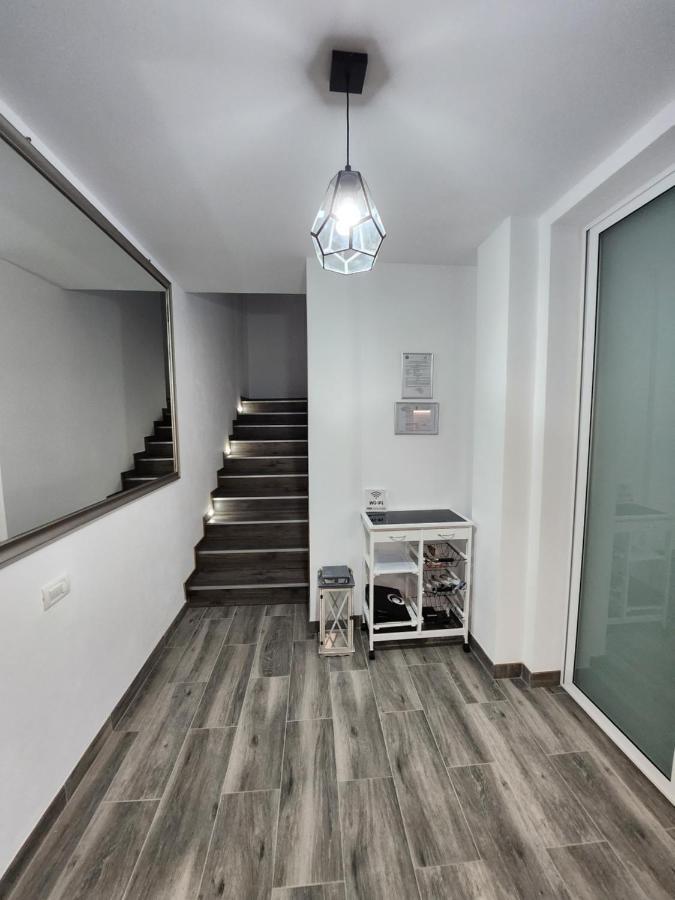 Armina'S Residence Dumbravita  Luaran gambar